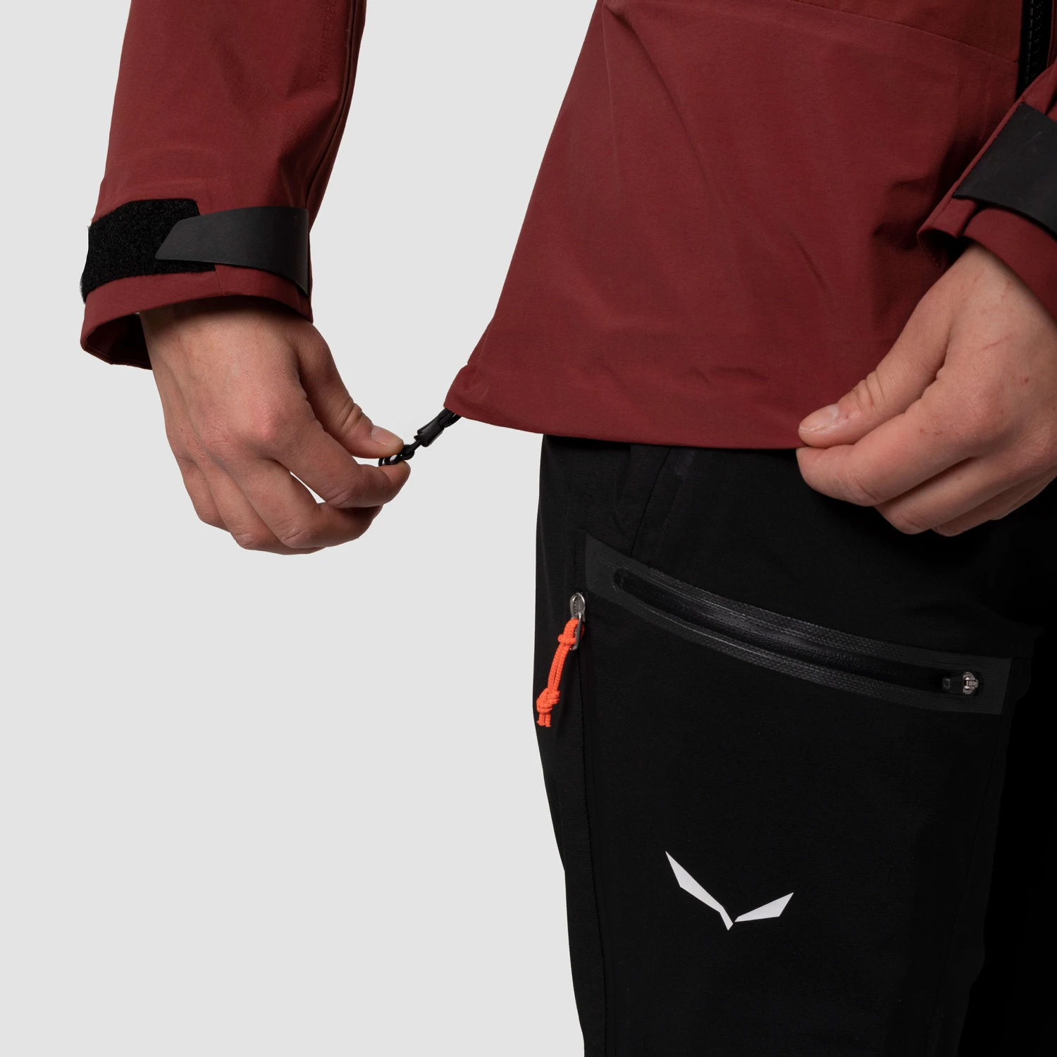 SALEWA Women's Sella PTX 3L Hybrid Jacket - Image 3